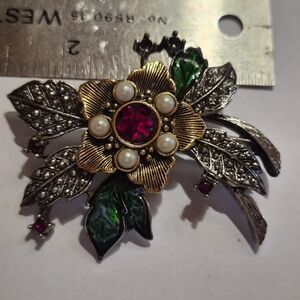 Vintage-Inspired Gold and Silver Floral Brooch